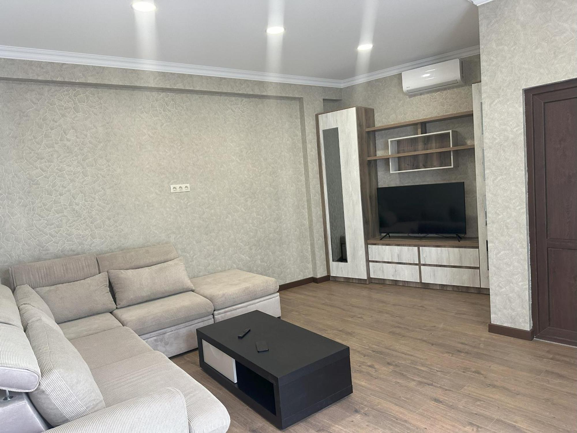 Three Palms Guest House Tbilisi Exterior foto